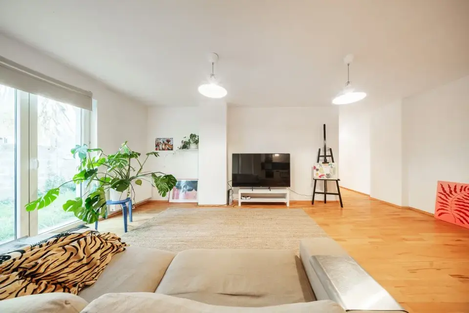 3-Zimmer-Erdgeschosswohnung mit direktem Gartenzugang - 250 m zum Bahnhof Meidling