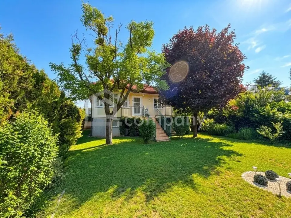 Charmanter Bungalow mit Garten, Terrasse & Carport in 1220 Wien - 3 Zimmer, 74m²!
