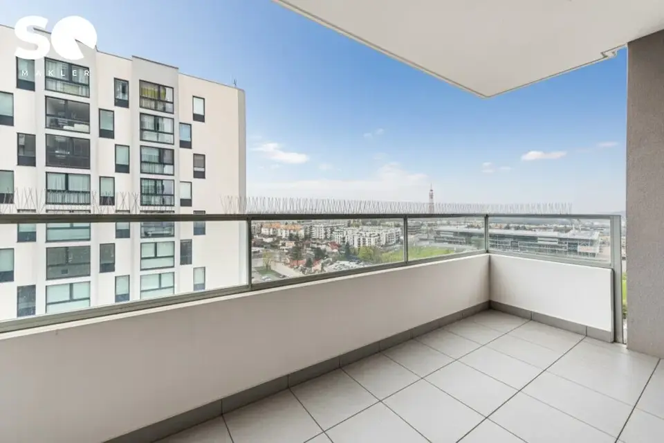 # SQ - HOCH33 - WOHNEN MIT WEITBLICK IM HÖCHSTGELEGENEN WOHNGEBÄUDE WIENS