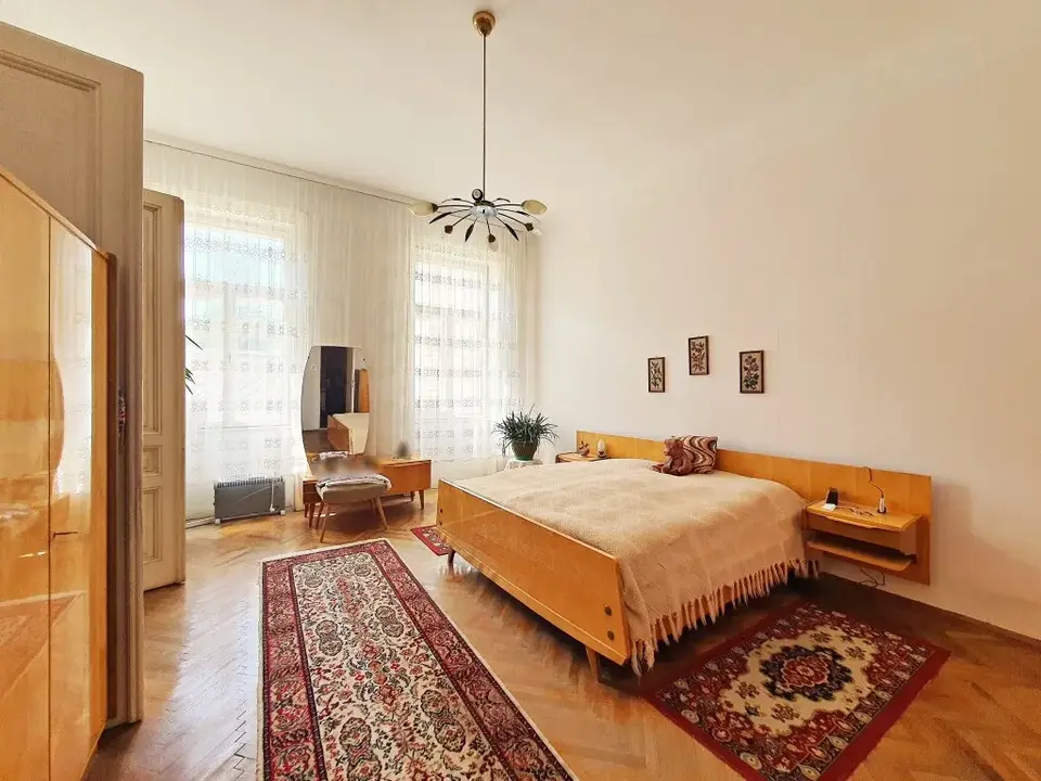 ++NEU++ TOP-Anlage! Stilaltbau-Rarität mit Entwicklungspotenzial beim Ebner-Eschenbach-Park! Vermietet an 80-jährige Mieterin - Kein Eintrittsrecht!