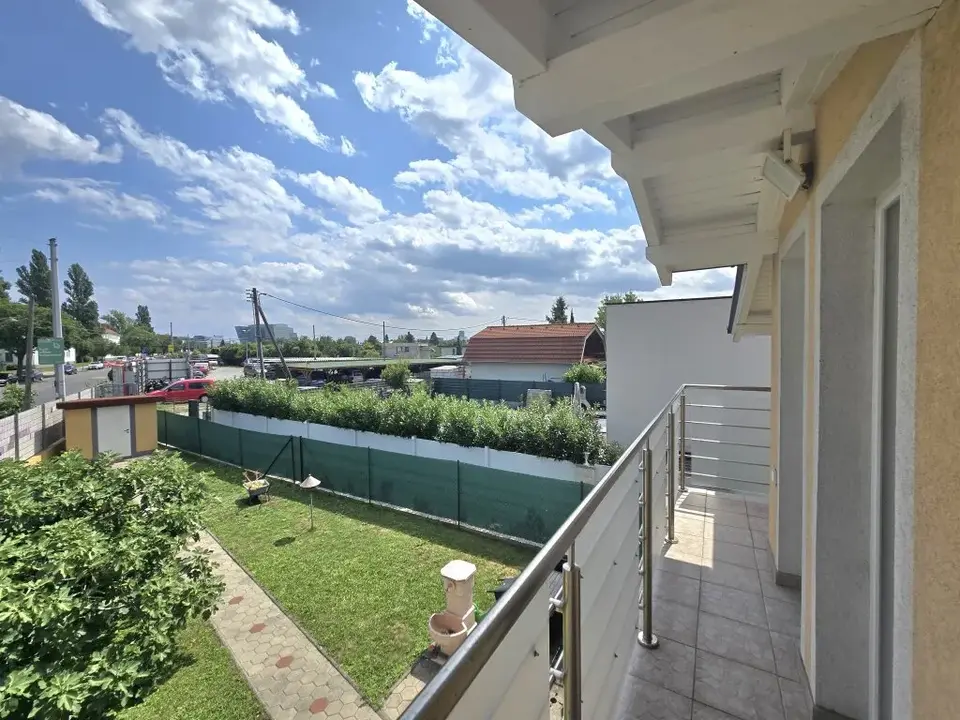 Ziegel-Massivhaus auf Eigengrund | Voll unterkellert | 4 Zimmer | 2 Bäder | Balkon & Garten