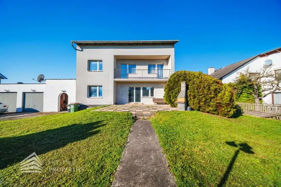 Großzügiges Familienrefugium in absoluter Ruhelage - charmantes Wohnhaus auf 1.000 m² Traumgrundstück in 1220 Wien