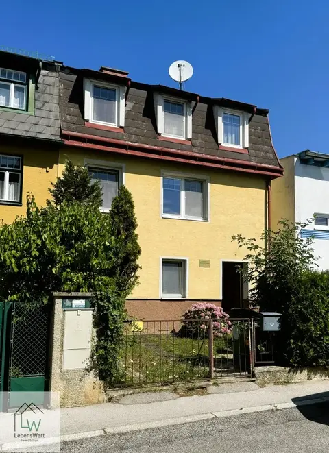 Familienidylle in Hietzing - Ihr neues Zuhause mit 713 m² Garten in absoluter Ruhelage