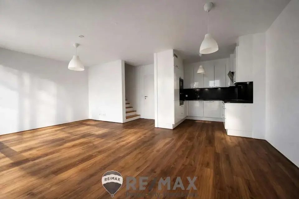 "Raus aus dem Stadtlärm - modernes 4-Zimmer-Reihenhaus in ruhiger Lage"