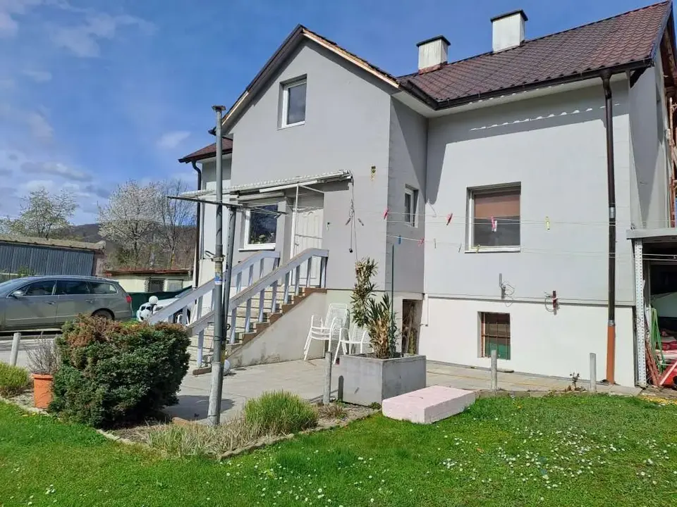 Eggenberg! Altbau-Stadtvilla auf einem Grundstück (WA 0,4-1,0) für Familien oder Unternehmer!