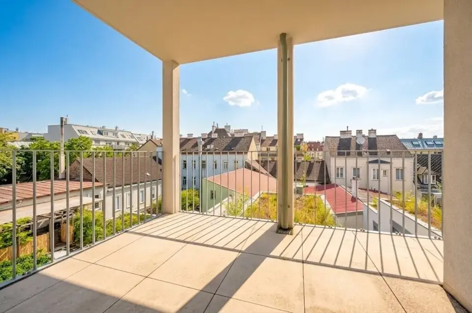 ***NEU*** Effiziente Neubauwohnung mit großem hofseitigem Balkon