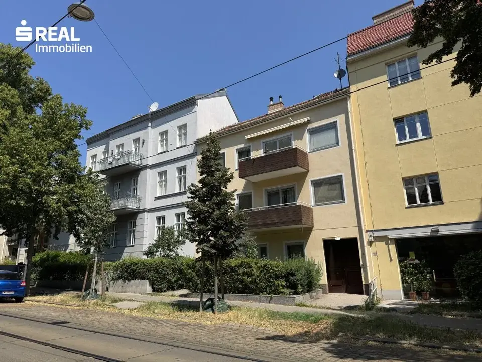Haus mit 3 Wohneinheiten, Büro und Werkstatt