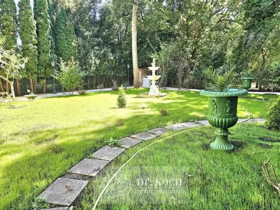 Rarität:Exquisite Luxusvilla mit exquisiter Ausstattung im Cottage